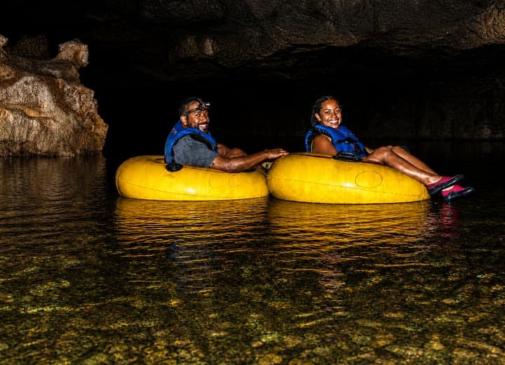 Cave Tubing and Mayan Ruins in Belize: How to Choose the Best Combo Tour in Belize