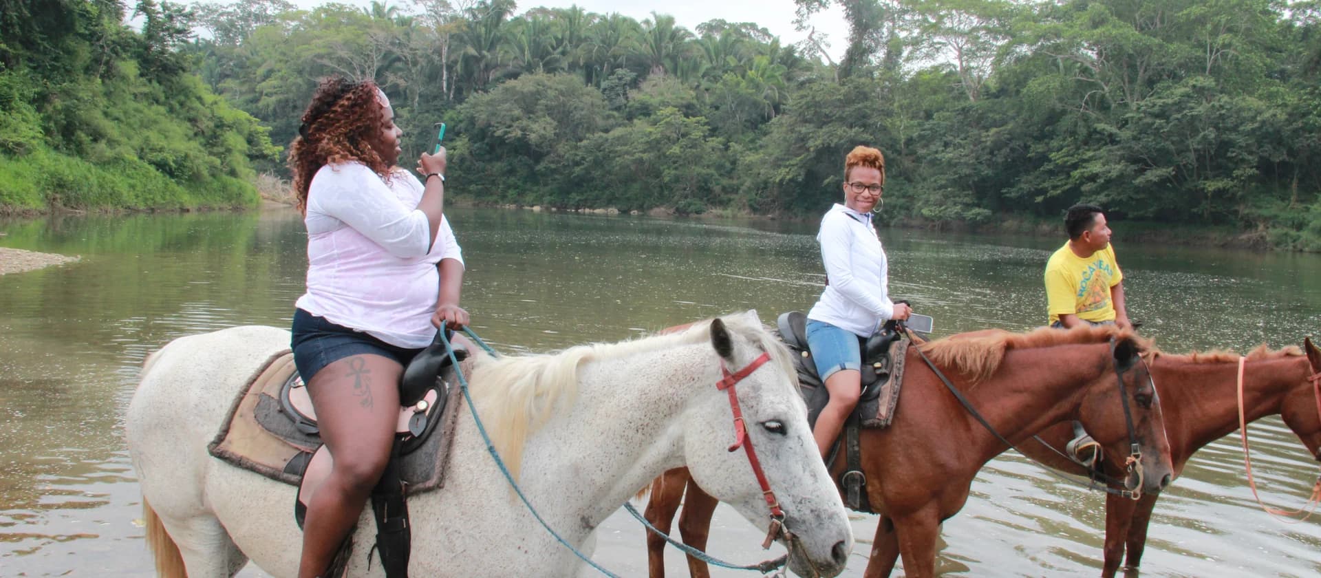 Xunantunich and Horseback Riding from Placencia