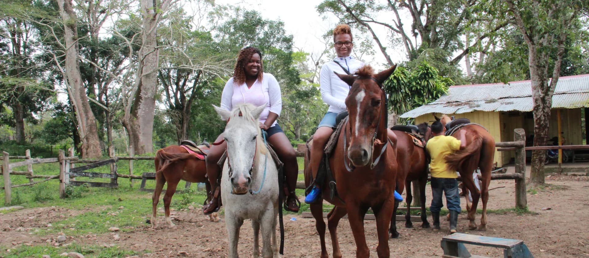 Xunantunich and Horseback Riding from San Pedro