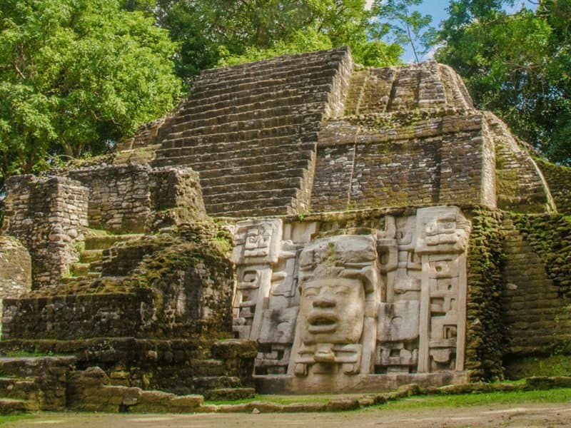 Lamanai and Scenic Boat Ride from Belize City