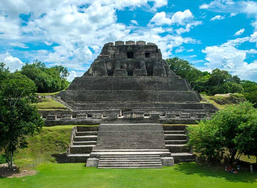 Private Tour Of Xunantunich  Cave Tubing and zipline from San Ignacio