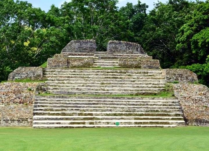 Altun Ha Maya ruins private tour in Belize