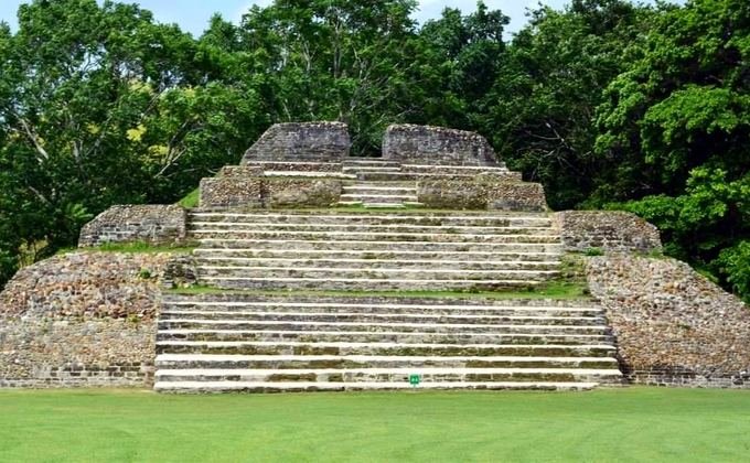 Altun Ha Belize Maya ruins tour guide