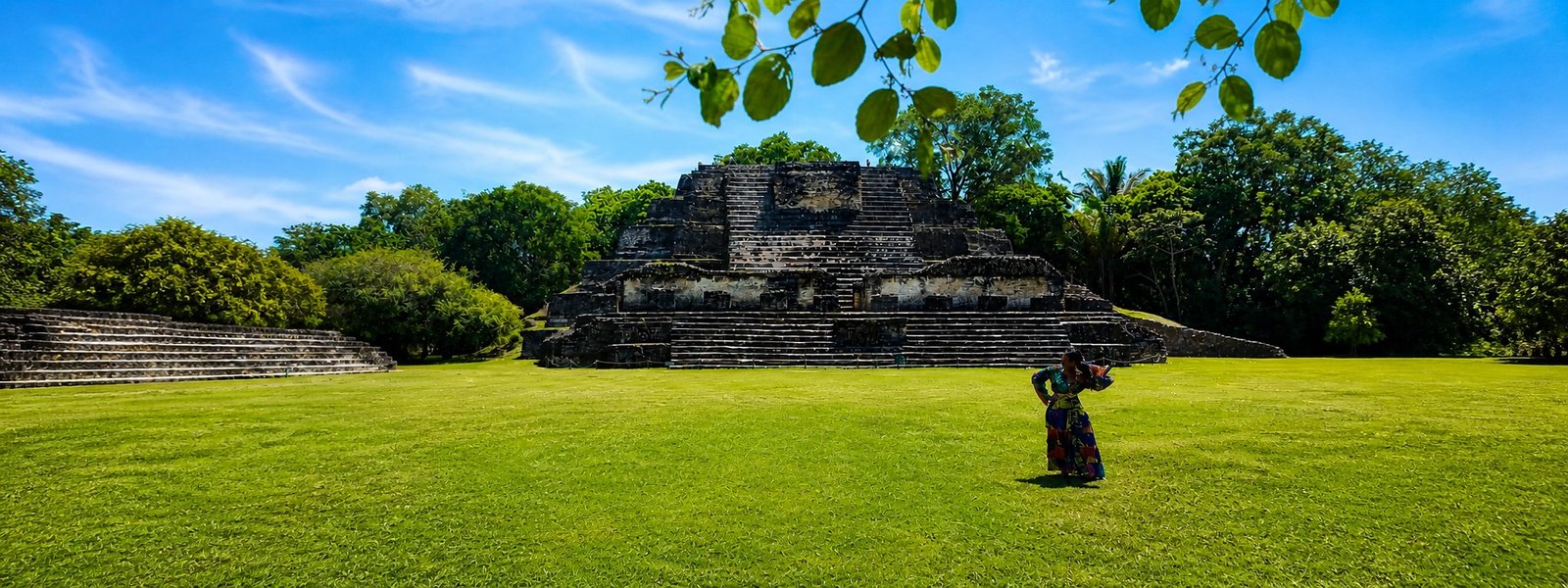 Guests enjoying Private Altun Ha and Belize City Tour on the Belize reef